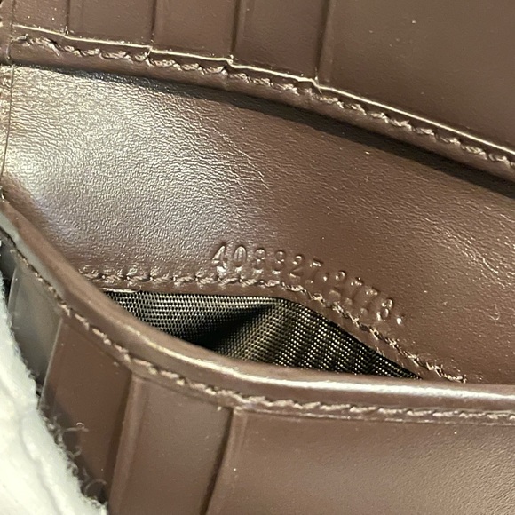 Gucci Web Brown GG Signature Bi fold Web wallet 408827 w/Box - Picture 9 of 9